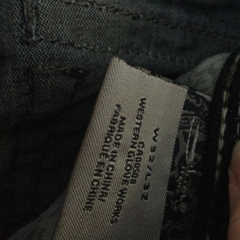 Silver Jeans - Picture 8 of 9